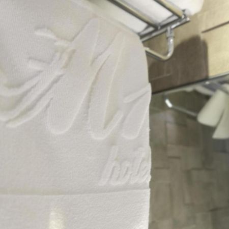 M1 North Point Hotel Хонконг Екстериор снимка
