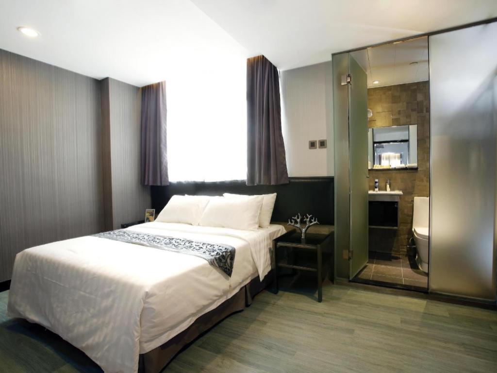 M1 North Point Hotel Хонконг Екстериор снимка