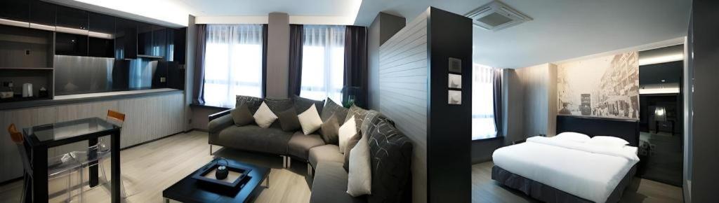 M1 North Point Hotel Хонконг Екстериор снимка